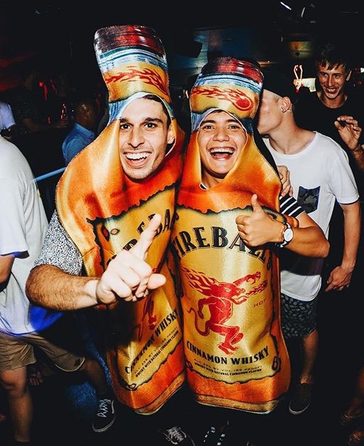 GS165331_Fireball-Whisky_Get_Real_Bottle_Costume.jpg